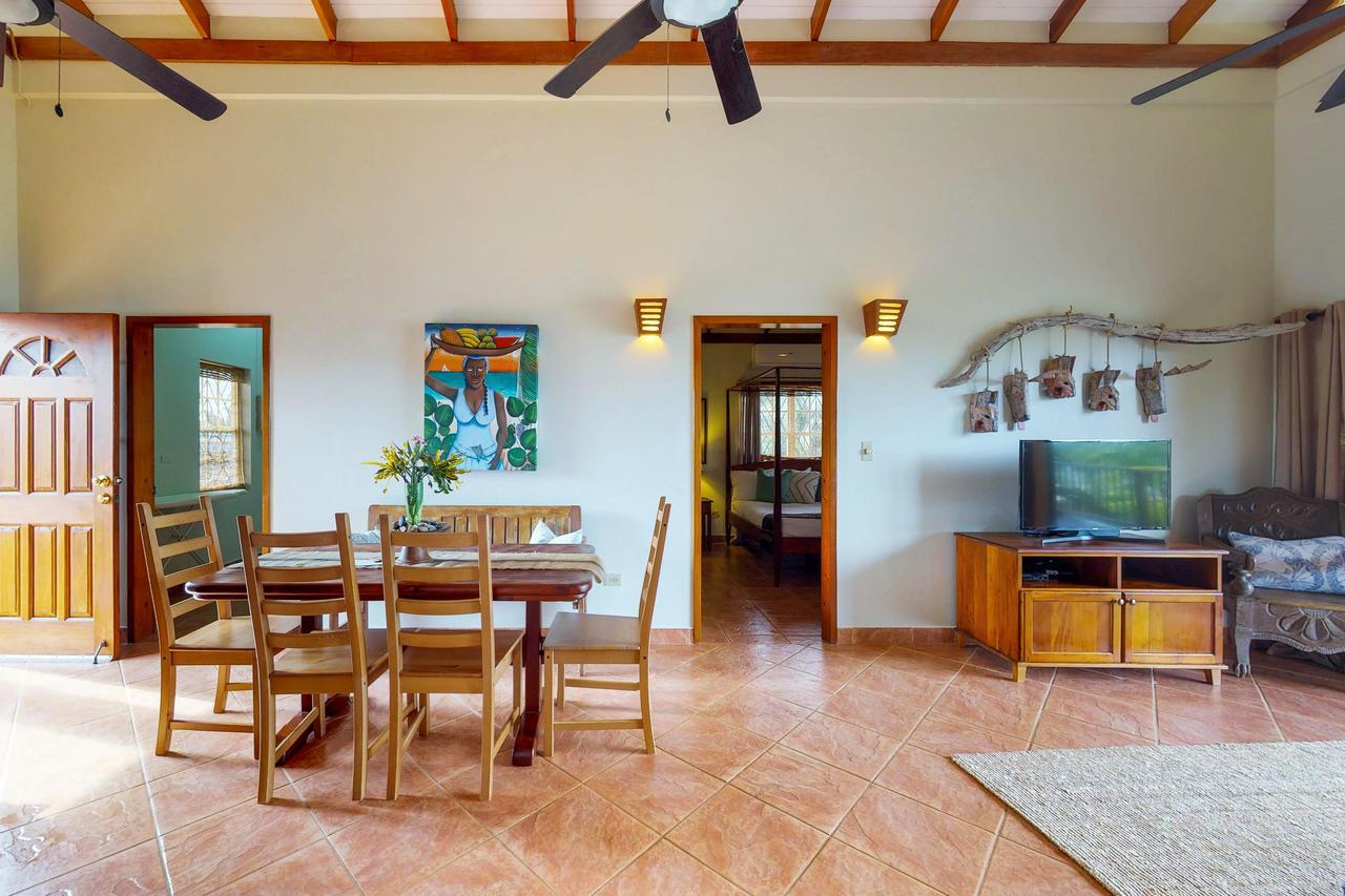 Mirasol Villa Placencia Extérieur photo