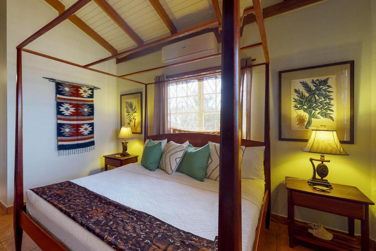 Mirasol Villa Placencia Extérieur photo